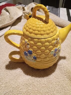 Kate Williams 3 Pier Global Design Connections Weave Beehive Teapot & Cup EUC